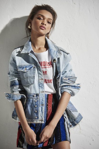 we-cee-style-spring-2017-fashion-trend-slogan-tee-trend